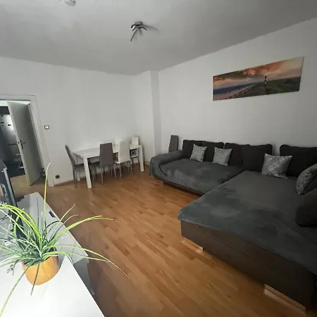 Apartment Hannover Apartment *
